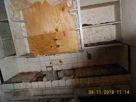 19310 St Aubin (10)_m.jpg